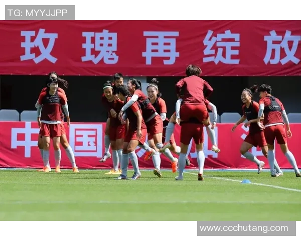 女足世界杯冠军中国队备战，教练组：全力争取三连冠！