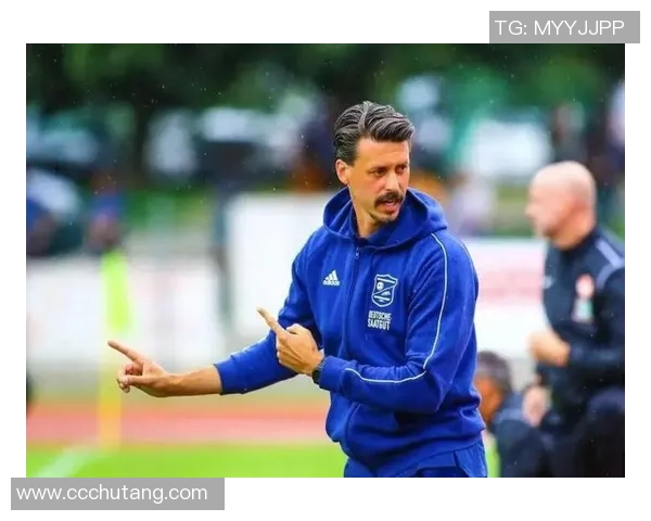 阿姆斯特丹联赛榜首保住，瓦格纳离队无大碍